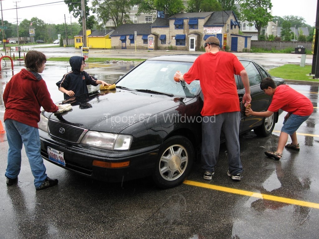 2009-06-13TroopCarWash004