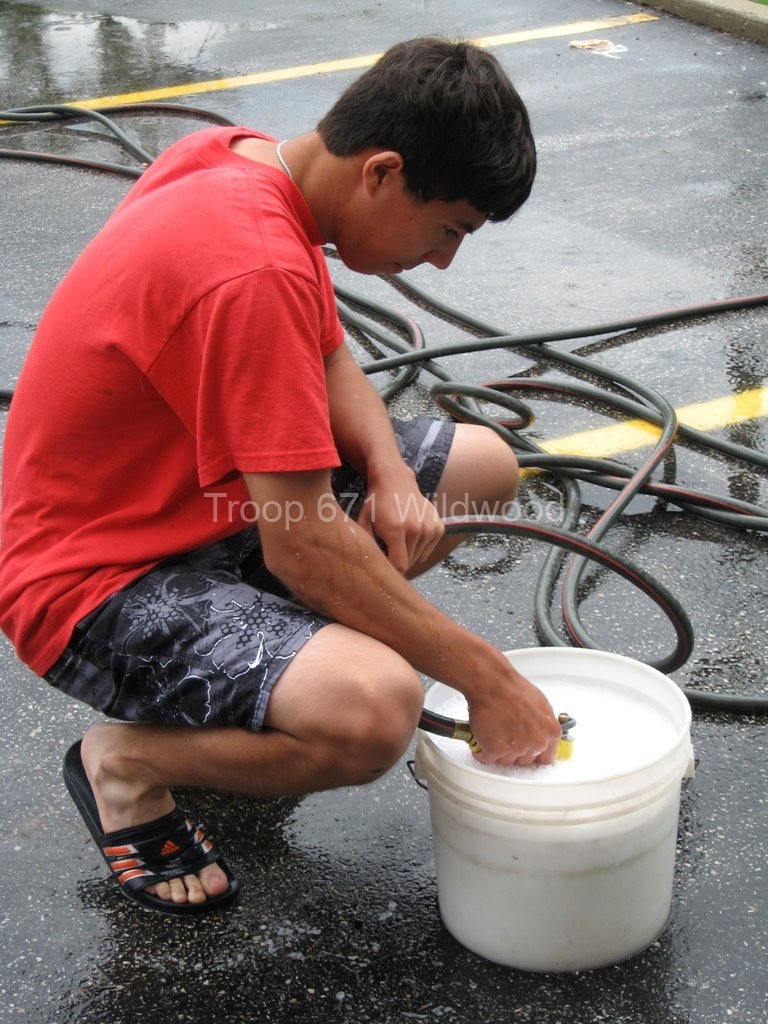 2009-06-13TroopCarWash013