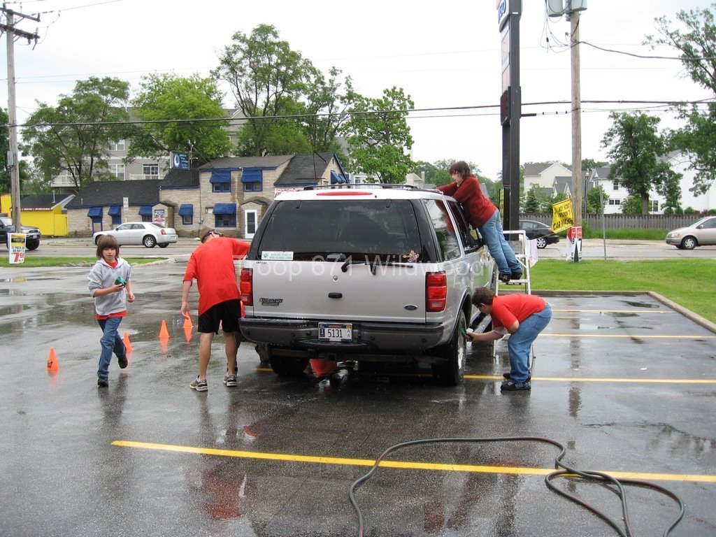 2009-06-13TroopCarWash015