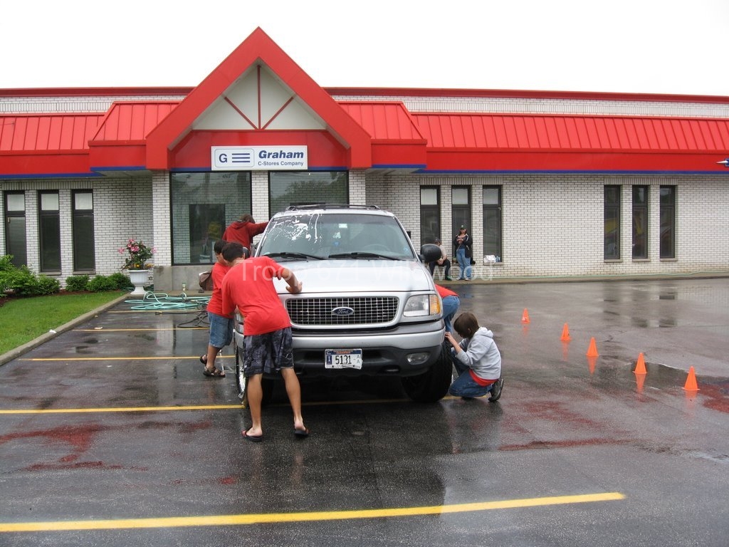 2009-06-13TroopCarWash017