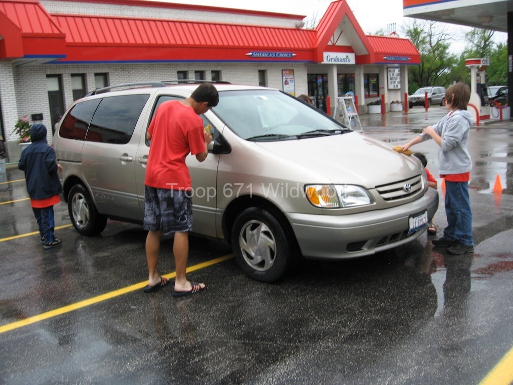 2009-06-13TroopCarWash019
