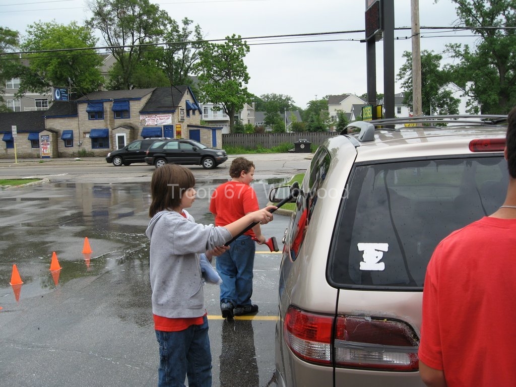 2009-06-13TroopCarWash044