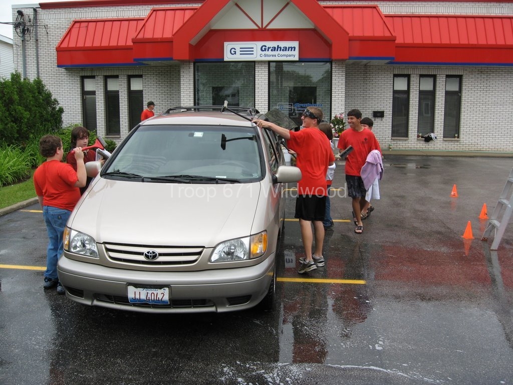 2009-06-13TroopCarWash045