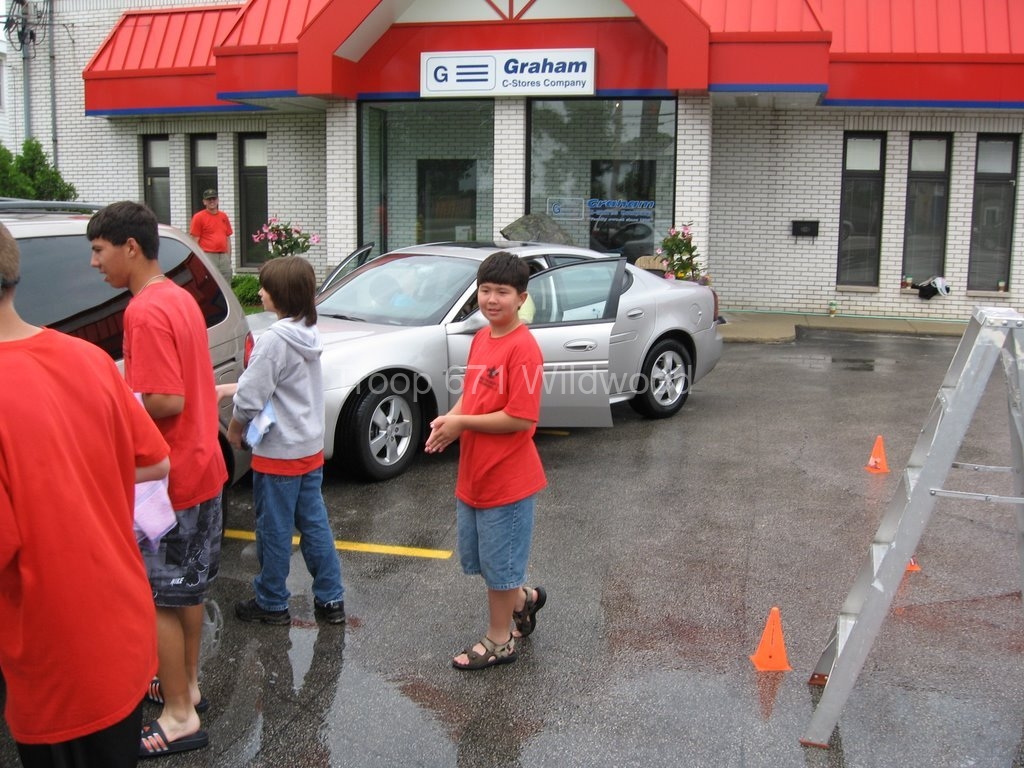 2009-06-13TroopCarWash046