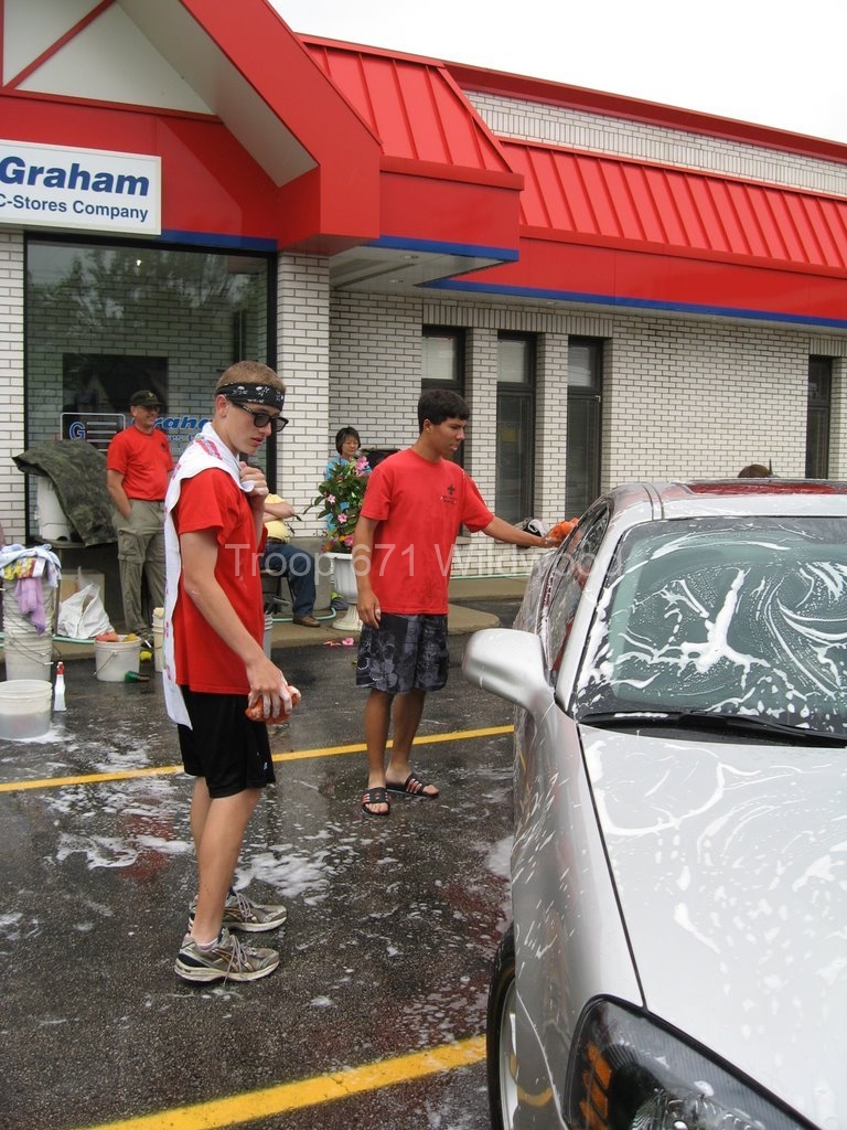 2009-06-13TroopCarWash051