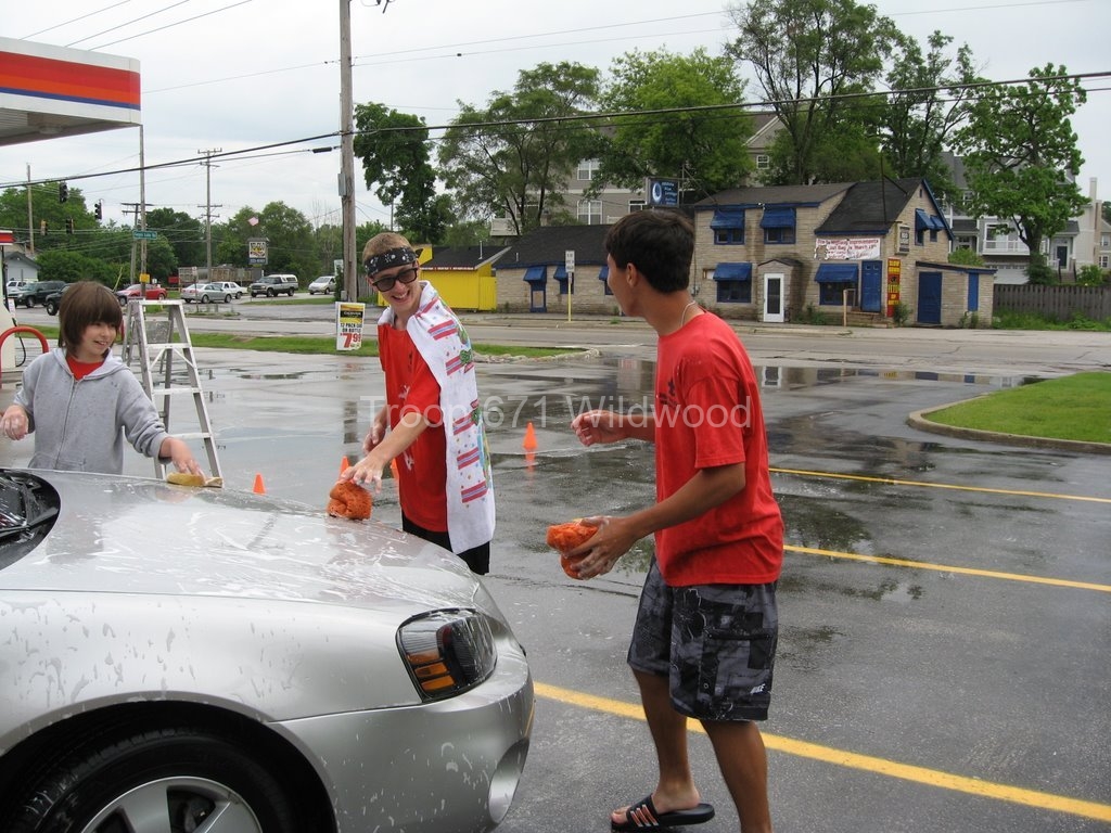 2009-06-13TroopCarWash052