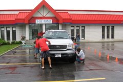 2009-06-13TroopCarWash017