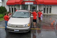 2009-06-13TroopCarWash045