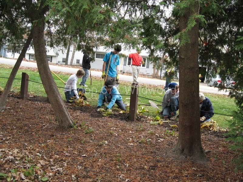 2012-11-10WildwoodParkDistrictServiceProject100