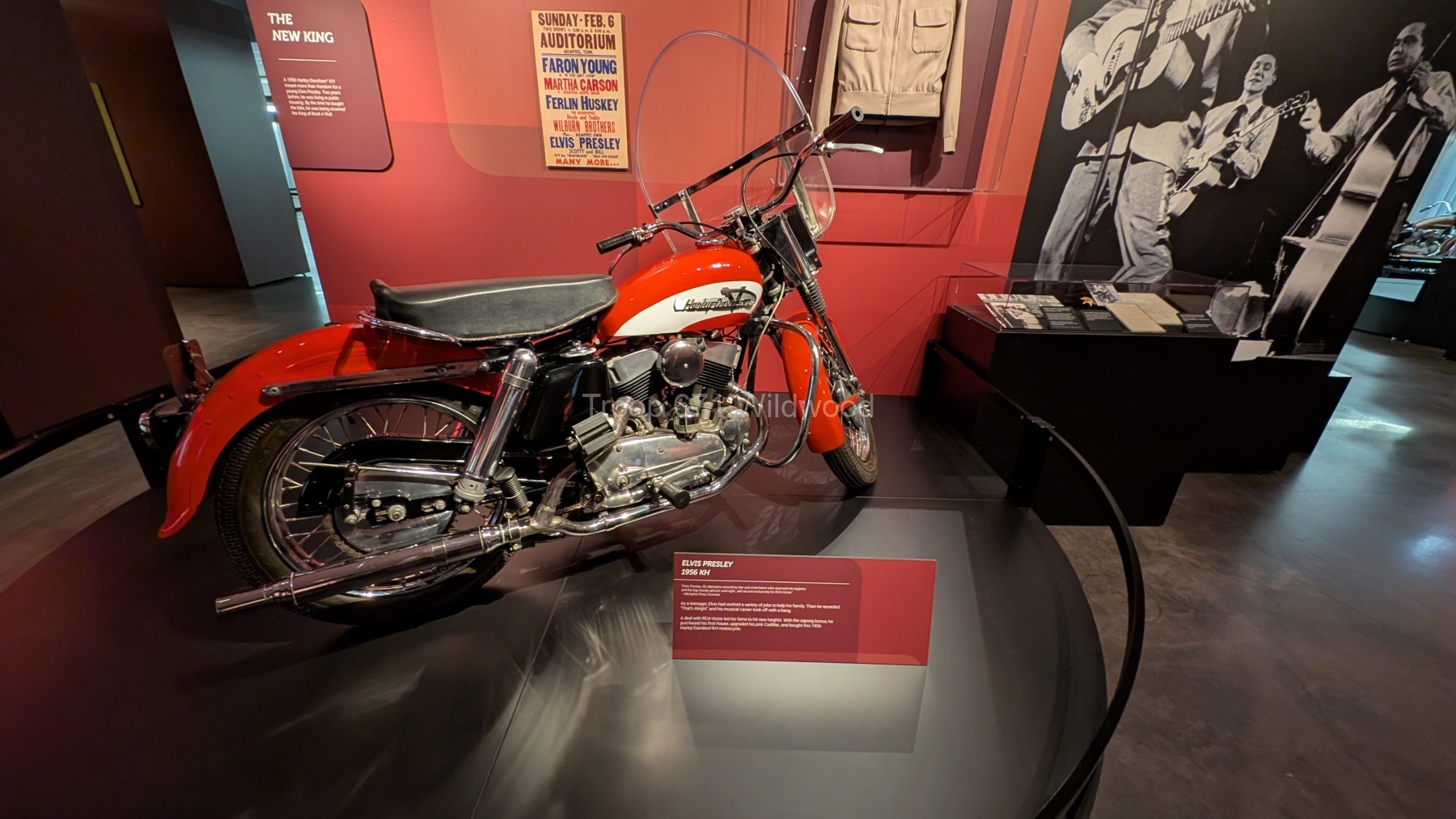 PXL_20250927_194036288